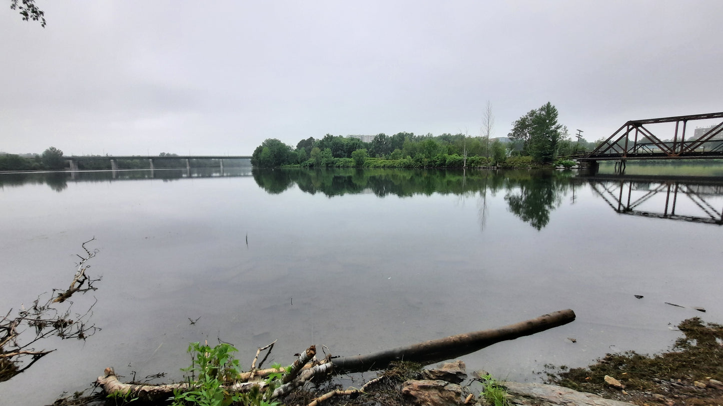 Pont Noir Jacques Cartier De Sherbrooke Et Rivière Magog 21 Juillet 2021 (Vue 1) 6H20 Cliquez